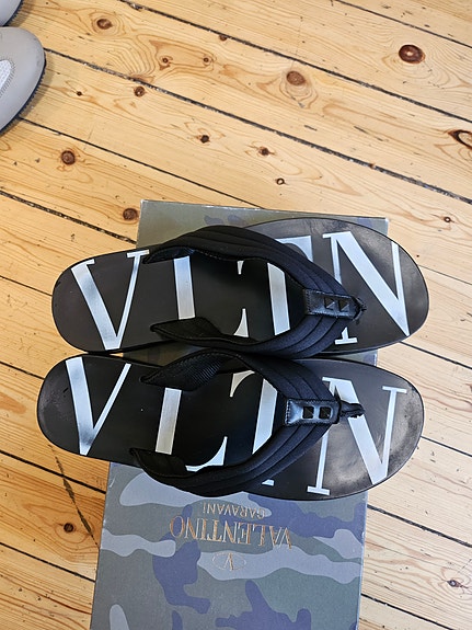 Product image 11 of 17