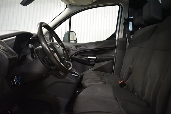 Ford Transit Connect 8 of 14