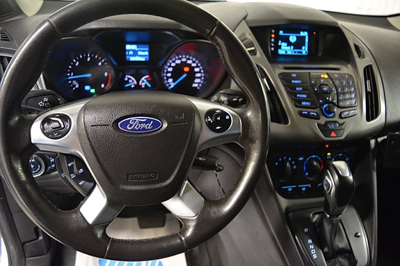 Ford Transit Connect 10 of 14