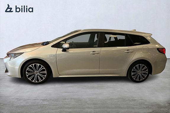 Toyota Corolla 3 of 5