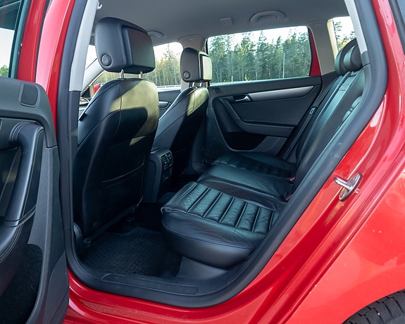 Volkswagen Passat 4 of 5