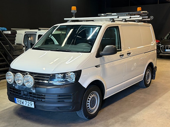 Volkswagen Transporter 2 of 5
