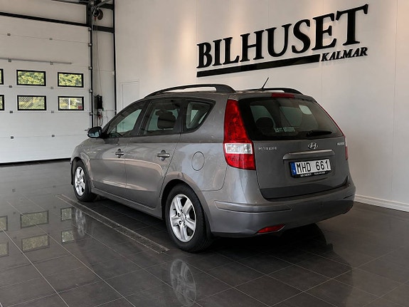 Hyundai i30 2 of 4