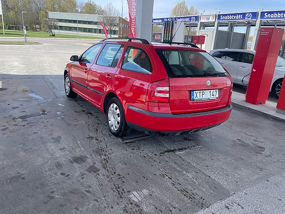 Skoda Octavia 3 of 5