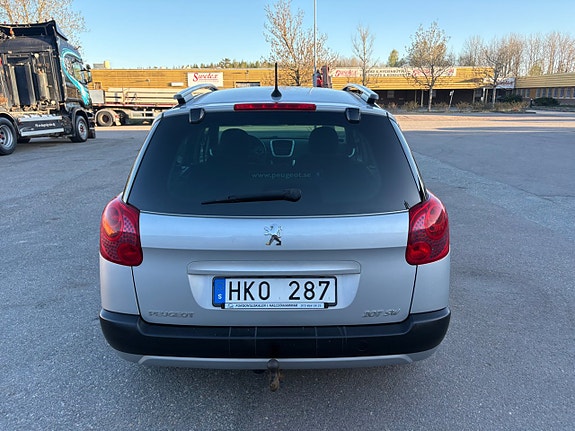 Peugeot 207 SW 3 of 5