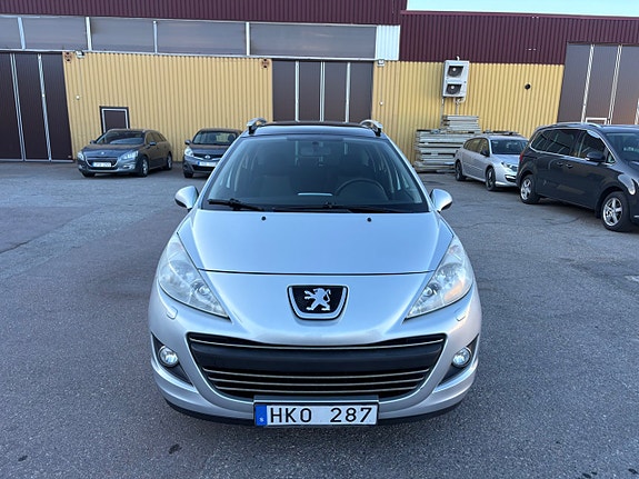 Peugeot 207 SW 6 of 15