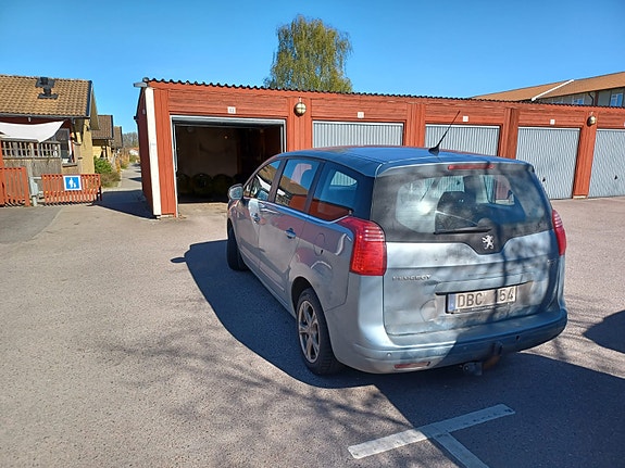 Peugeot 5008 3 of 3