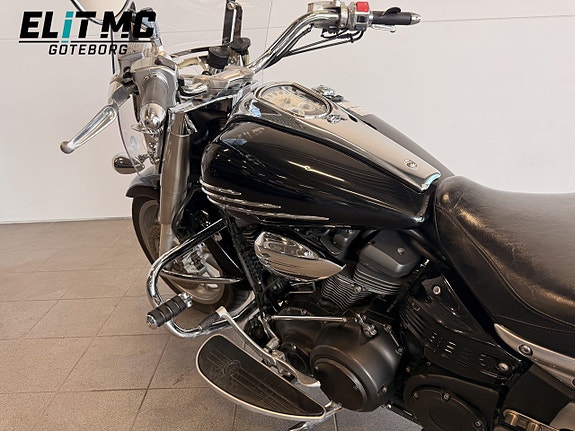 Yamaha XV1900A | Midnight Star 1.9 | Nyservad 12 of 22