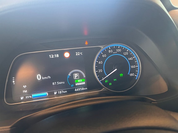 Nissan Leaf 12 of 13