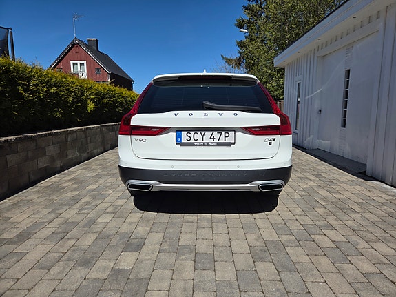 Volvo V90 Cross Country 4 of 5