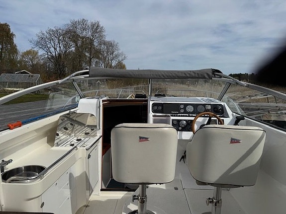 Nimbus 26 DC Epoca -88 Volvo Penta 271c / 290 DP 5 of 11