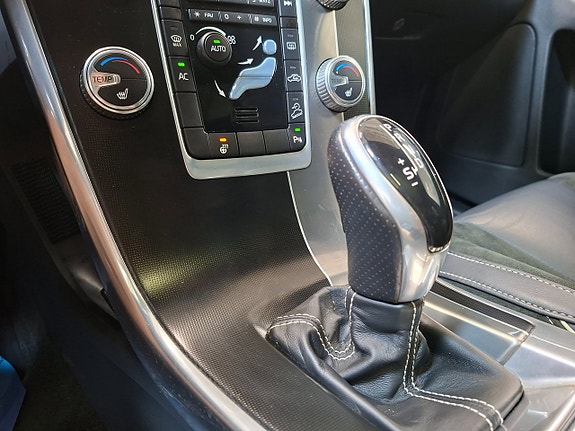 Volvo XC60 20 of 23