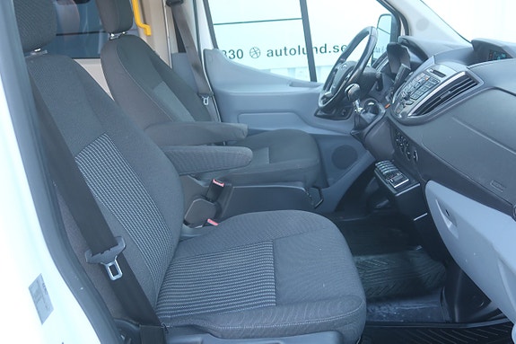 Ford Transit 9 of 27
