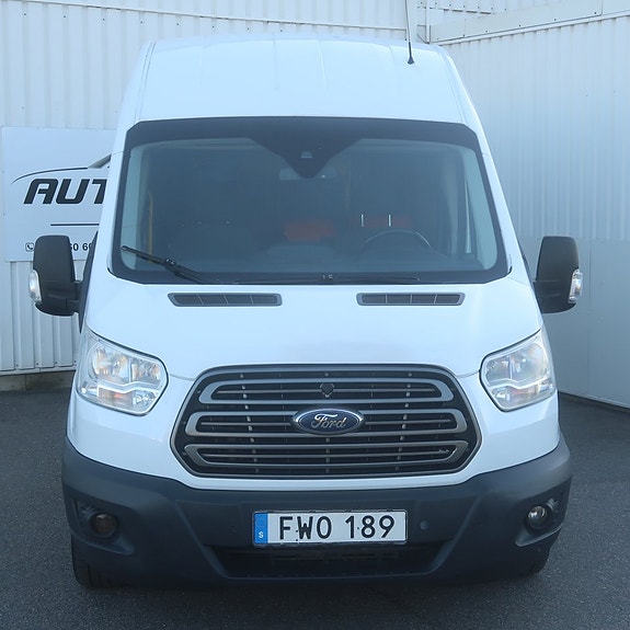 Ford Transit 2 of 5