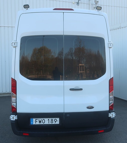 Ford Transit 4 of 5