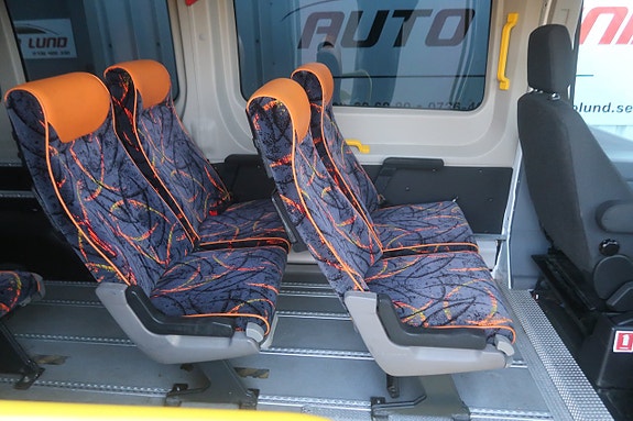 Ford Transit 13 of 27