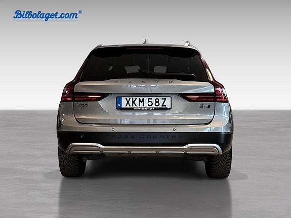 Volvo V90 Cross Country 6 of 19