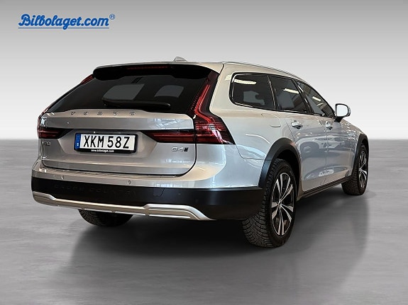Volvo V90 Cross Country 6 of 20