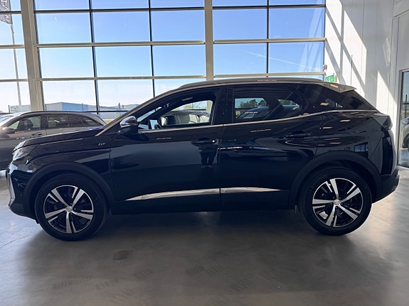 Peugeot 3008 3 of 5