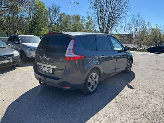 Renault Grand Scenic III 4 of 5