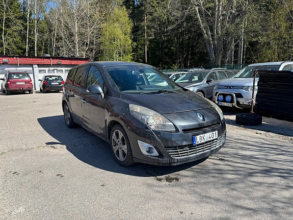 Renault Grand Scenic III 2 of 5