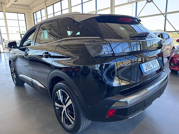 Peugeot 3008 4 of 5