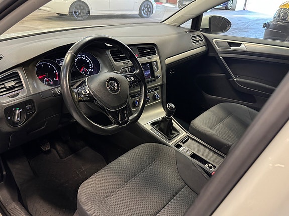 Volkswagen Golf-Serie 9 of 24