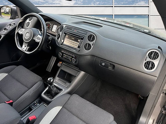 Volkswagen Tiguan 14 of 17