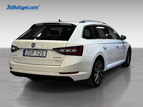Skoda Superb 4 of 5