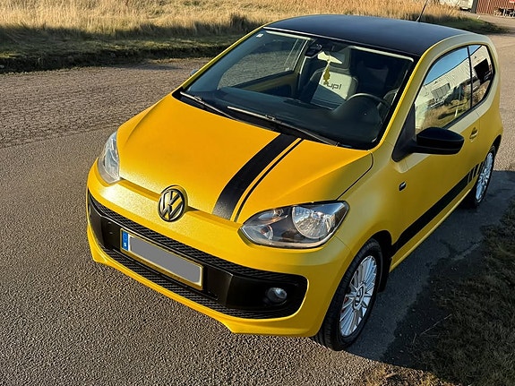 Volkswagen UP! 5 of 5