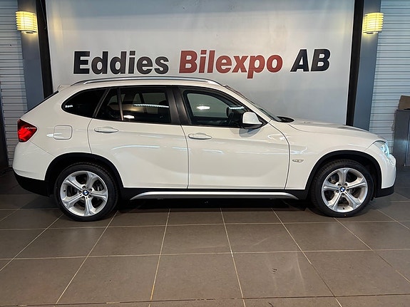 BMW X1 3 of 5