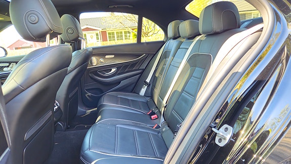 Mercedes-Benz E63 12 of 18