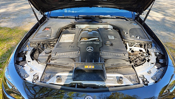Mercedes-Benz E63 17 of 18