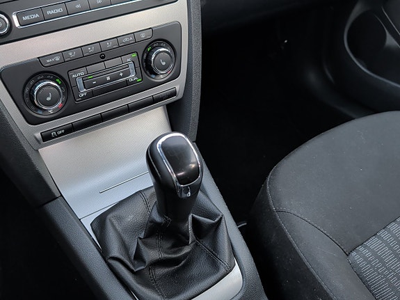 Skoda Octavia 25 of 28