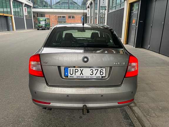 Skoda Octavia 3 of 5