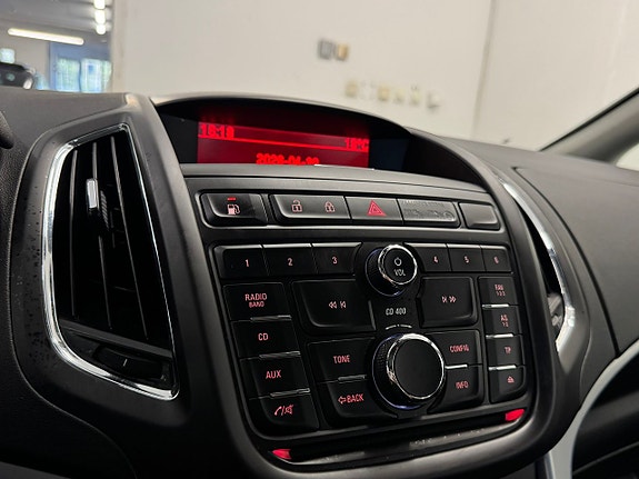 Opel Zafira Tourer 9 of 21