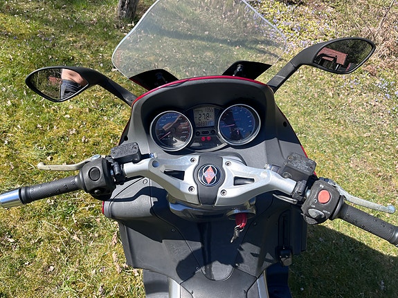 Gilera GP 800 7 of 9