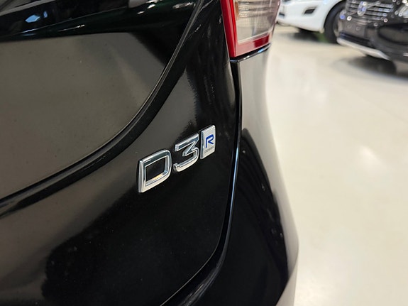 Volvo V40 9 of 19