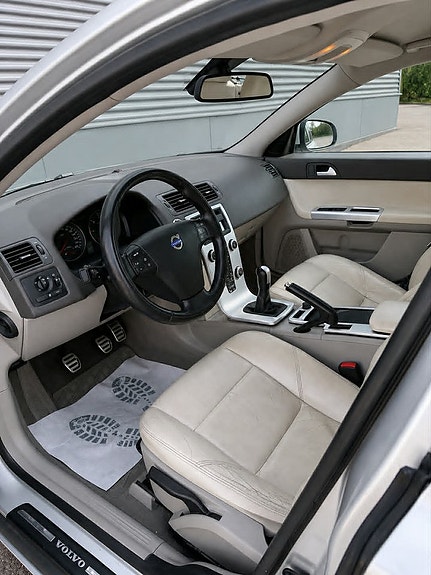 Volvo V50 6 of 14