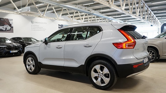 Volvo XC40 5 of 5