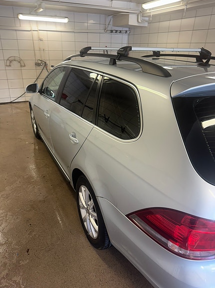 Volkswagen Golf VI 6 of 9