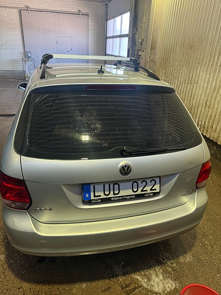 Volkswagen Golf VI 4 of 9