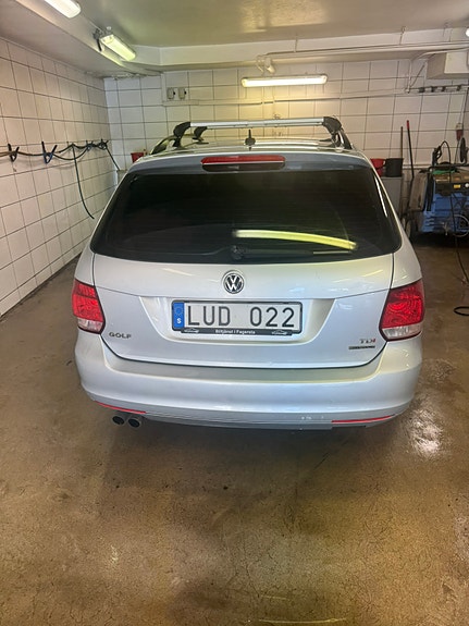 Volkswagen Golf VI 5 of 9