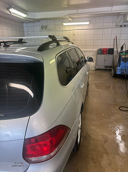 Volkswagen Golf VI 7 of 9