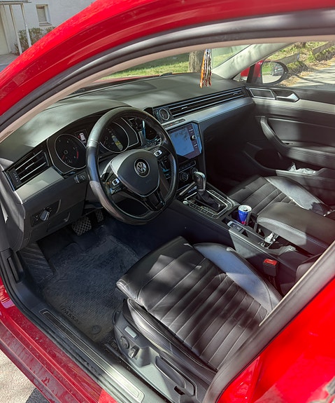 Volkswagen Passat 4 of 5
