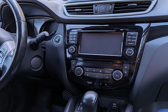 Nissan Qashqai 2 of 5