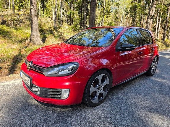 Volkswagen Golf I 2 of 5