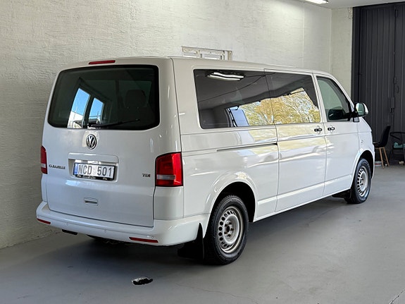 Volkswagen Caravelle 5 of 5