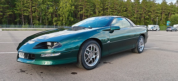 Chevrolet Camaro 6 of 17