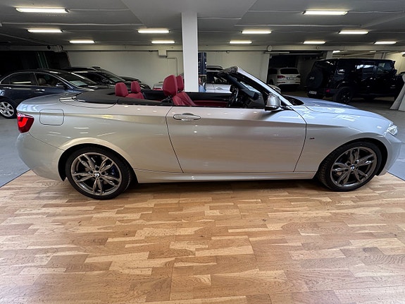 BMW M240i 3 of 5